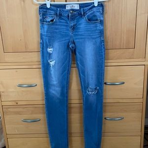 Hollister women’s jeans